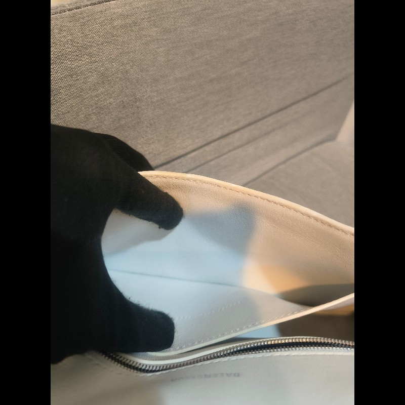 🔥年終狂降🔥【限時降價只到12/31（原26,800）】【8成新】㊣✨BALENCIAGA✨巴黎世家 白色 沙漏包 牛皮 鎖鏈 背帶 肩背包 腋下包/二手包/二手精品/保證正品🌳二手樹屋🌳-40