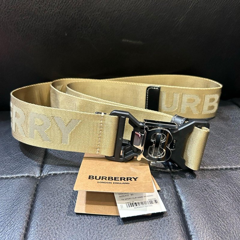 💎Han's house精品服飾💎burberry 皮帶 寬4-0