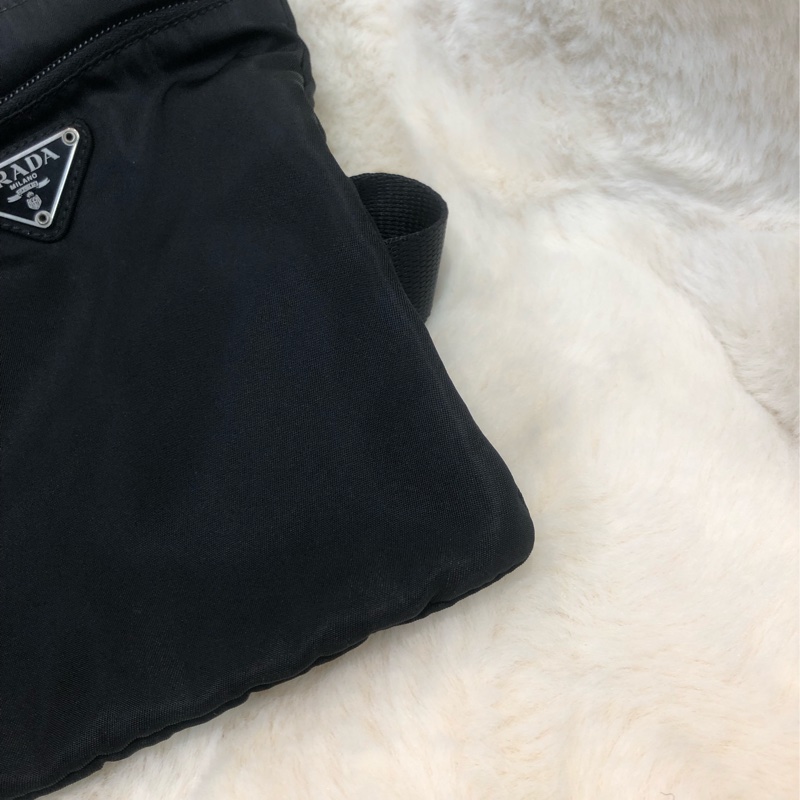 Prada 黑色斜孭日字袋 I471-8