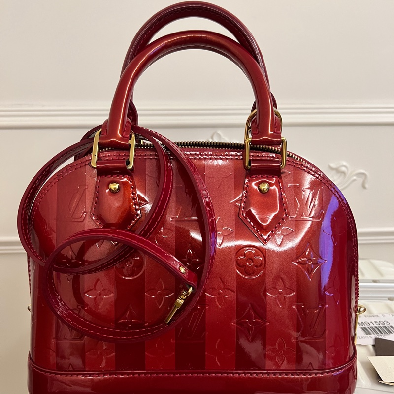 Lv Alma BB in red Monogram Vernis 小款限量色-1