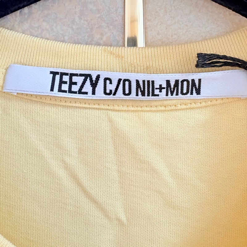 全新Teezy C/O Nil+Mon德國品牌淡黃色上衣 M-L可穿-2