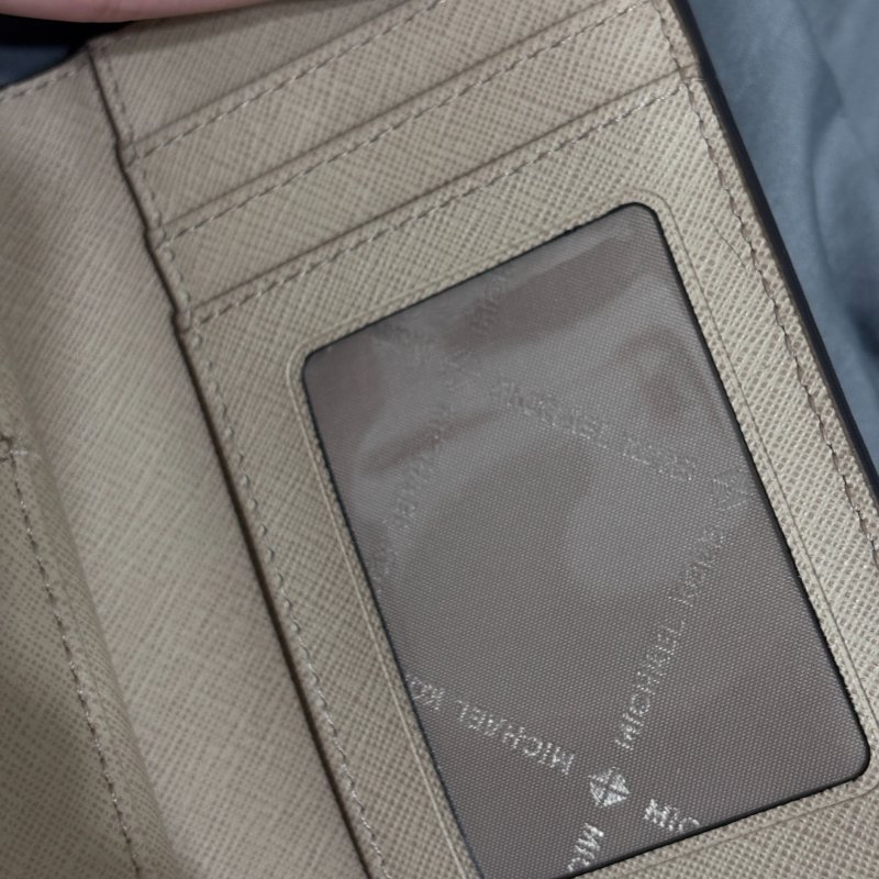 Michael Kors Jet Set Travel-16