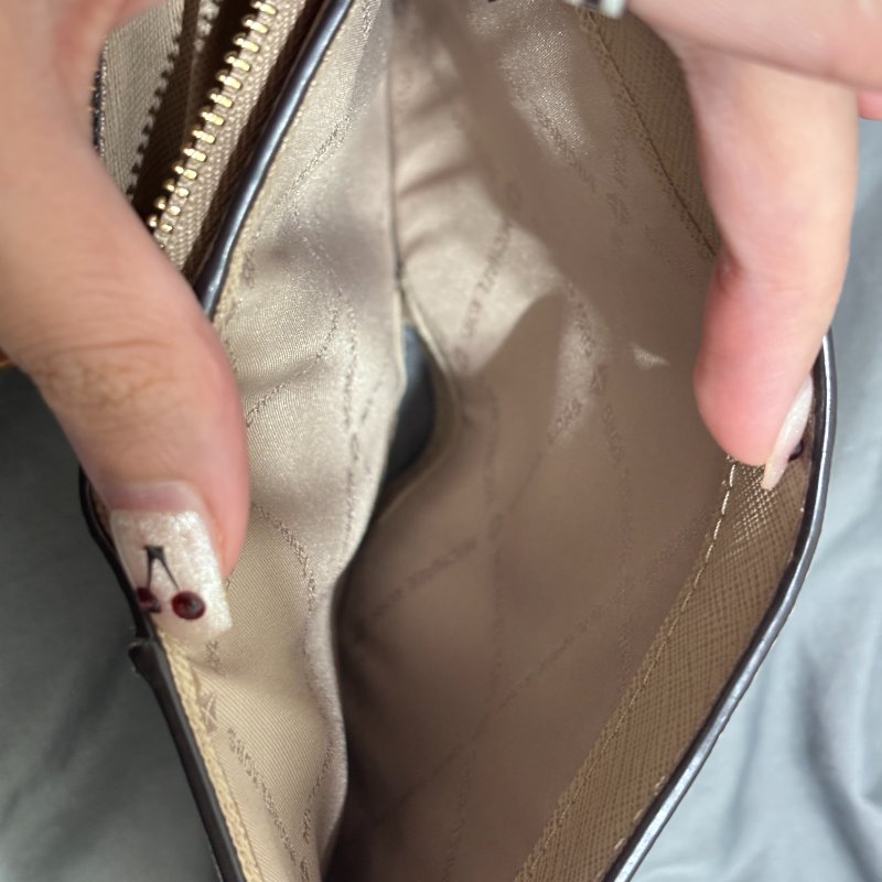 Michael Kors Jet Set Travel-17