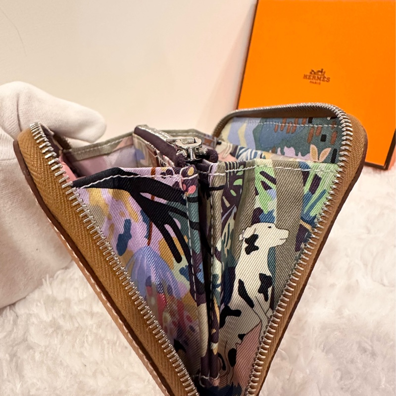 愛馬仕 Hermes 絲巾短夾 金棕色 自由之城/狗來富-5