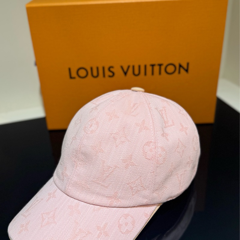 全新專櫃品🩷 Louis Vuitton 路易威登 粉紅色LV印花棒球帽-2