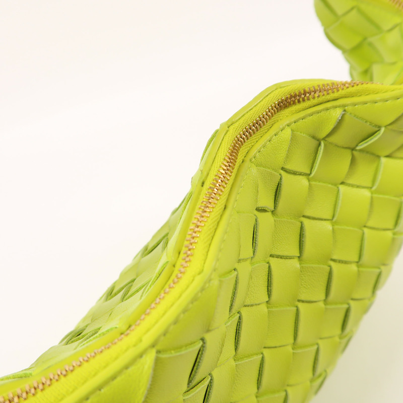 BOTTEGA VENETA 牛皮皮革Shoulder Bag金扣肩背袋-11