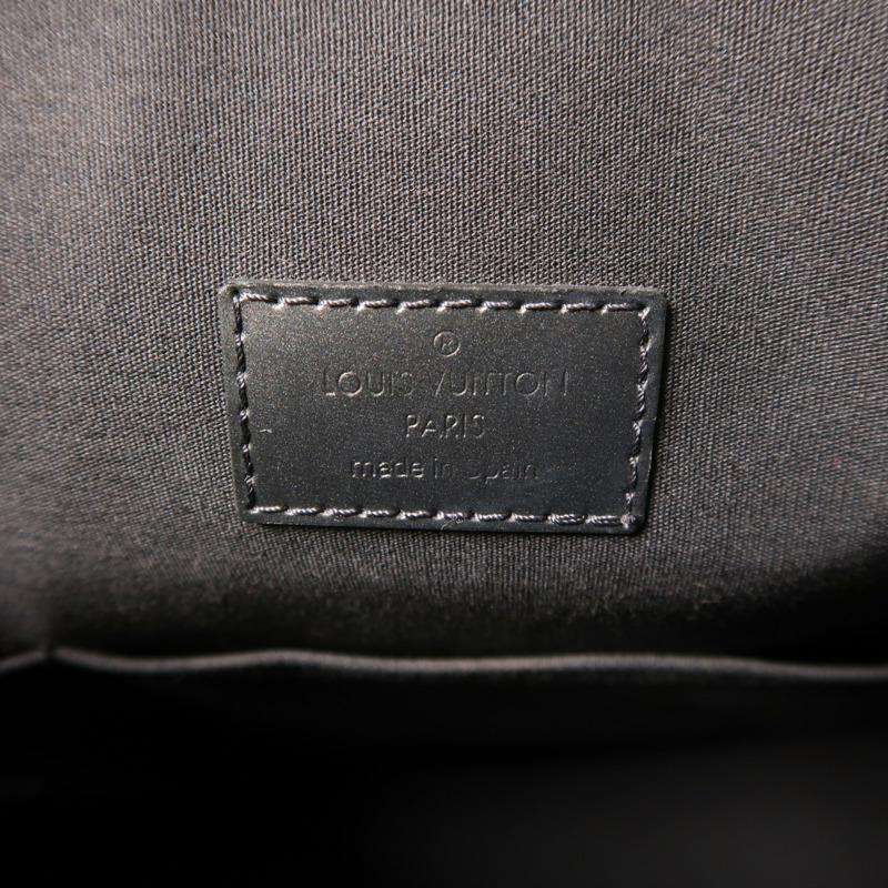 LOUIS VUITTON Monogram Matt Sutter銀扣肩背袋-5