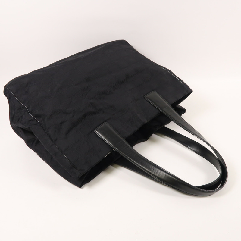 CHANEL 尼龍Vintage Tote Bag金扣肩背袋-7