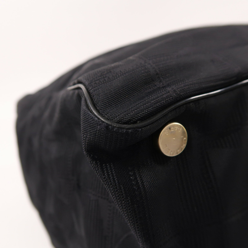 CHANEL 尼龍Vintage Tote Bag金扣肩背袋-10