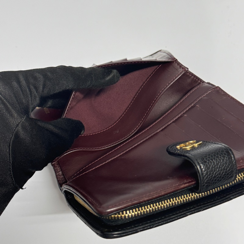 （極新🎁） Chanel 香奈兒 黑金魚子醬牛皮 中夾 代購5萬多！-11