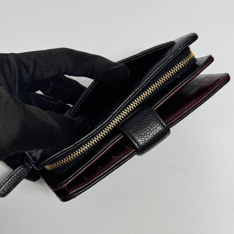 （極新🎁） Chanel 香奈兒 黑金魚子醬牛皮 中夾 代購5萬多！-15