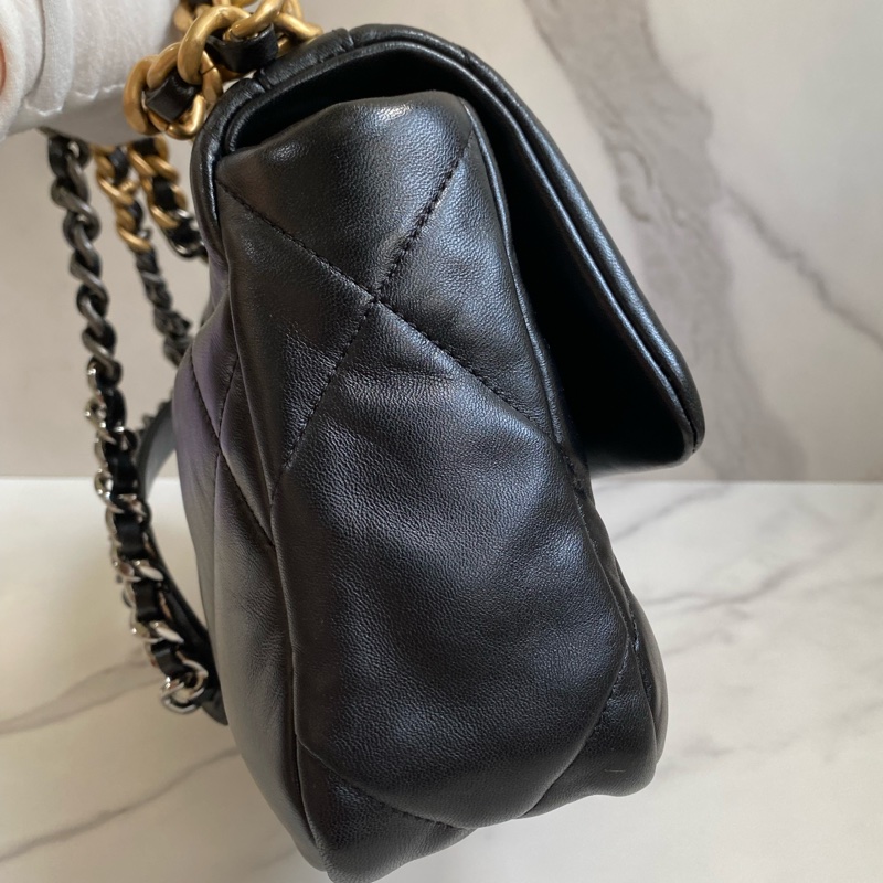 ®️Chanel 19bag 黑金小號 晶片款-11
