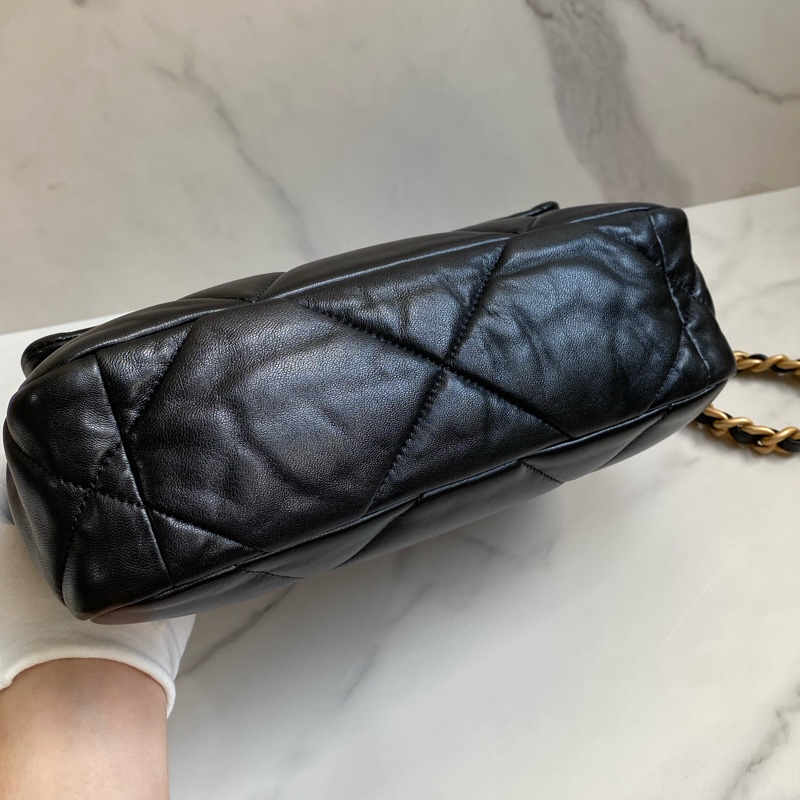 ®️Chanel 19bag 黑金小號 晶片款-13