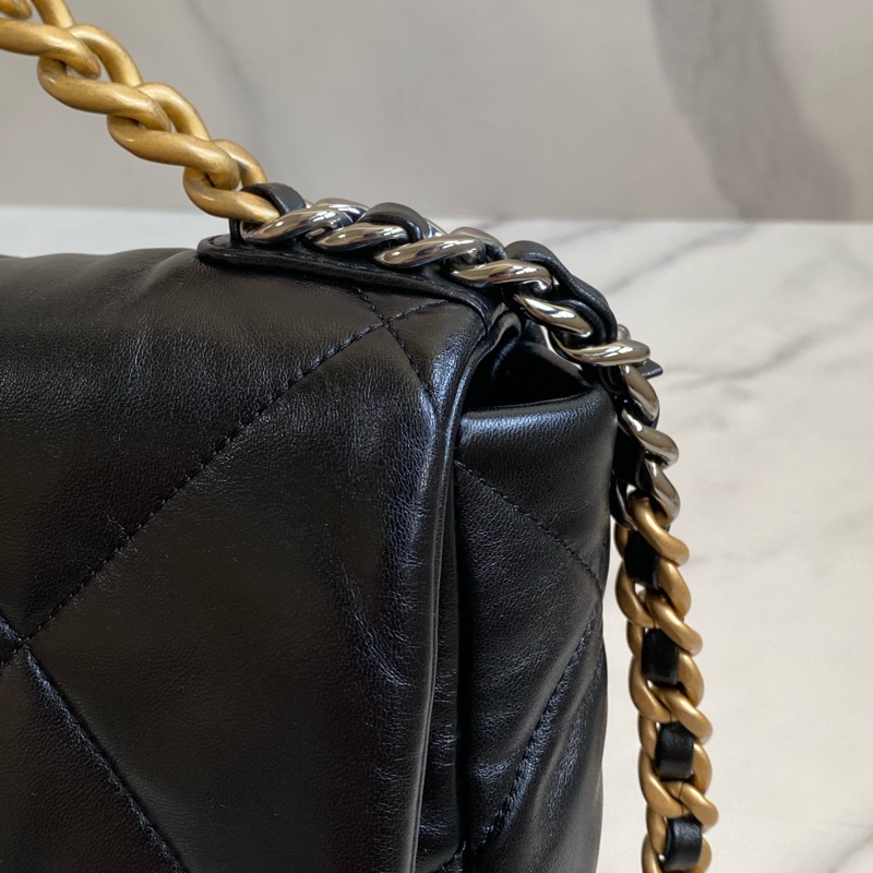 ®️Chanel 19bag 黑金小號 晶片款-14