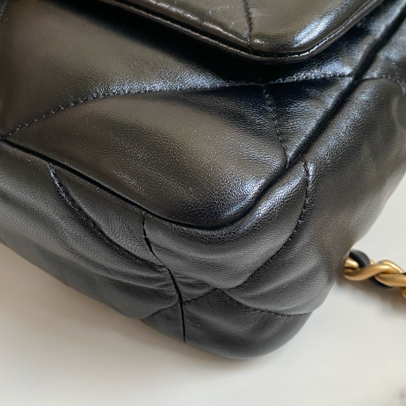 ®️Chanel 19bag 黑金小號 晶片款-17