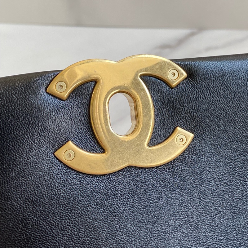 ®️Chanel 19bag 黑金小號 晶片款-23