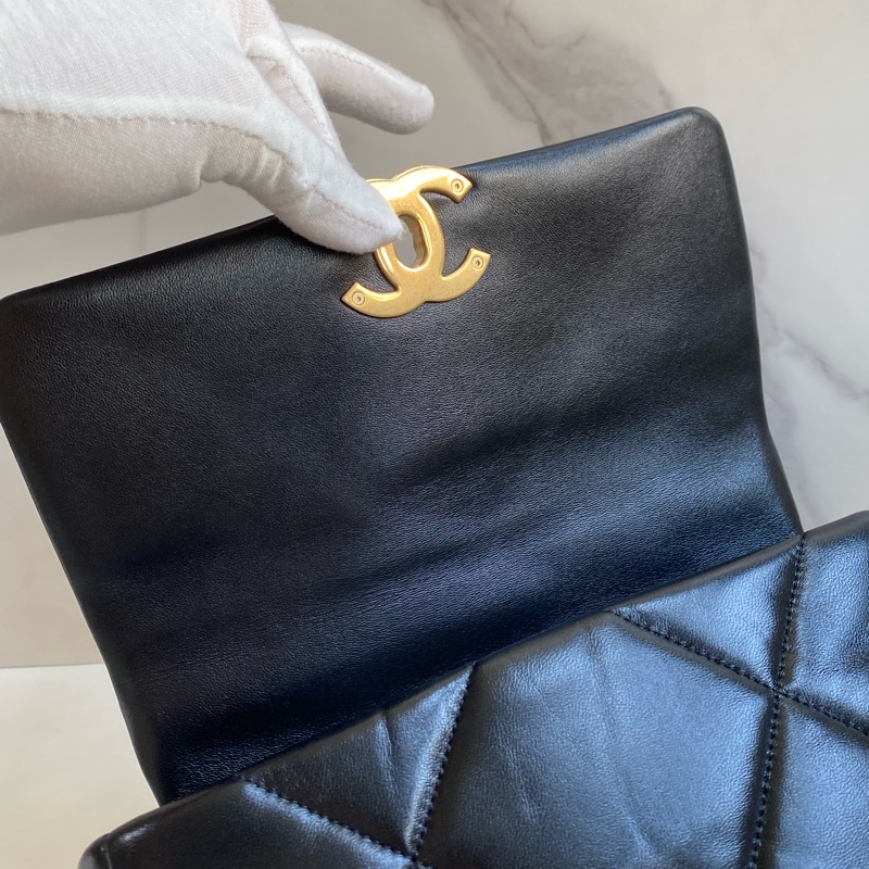 ®️Chanel 19bag 黑金小號 晶片款-25