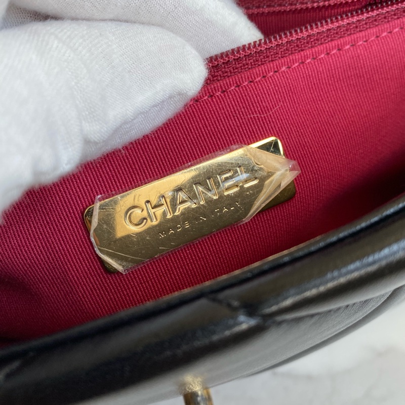 ®️Chanel 19bag 黑金小號 晶片款-28