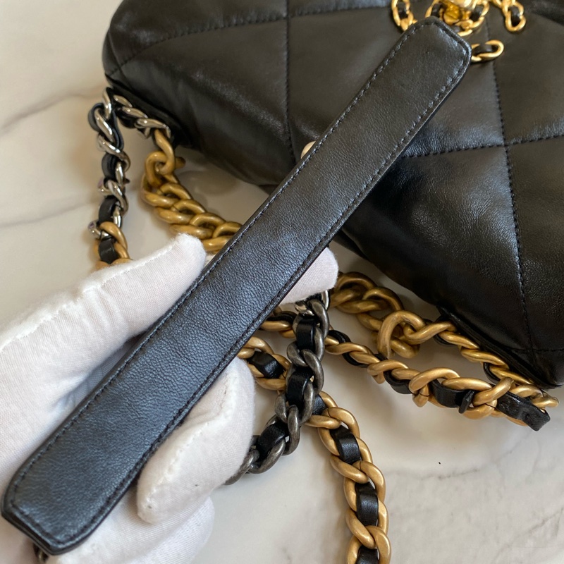 ®️Chanel 19bag 黑金小號 晶片款-36
