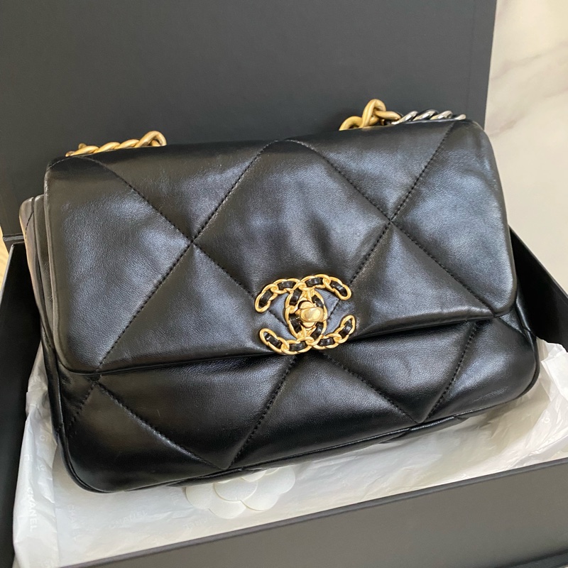 ®️Chanel 19bag 黑金小號 晶片款-1