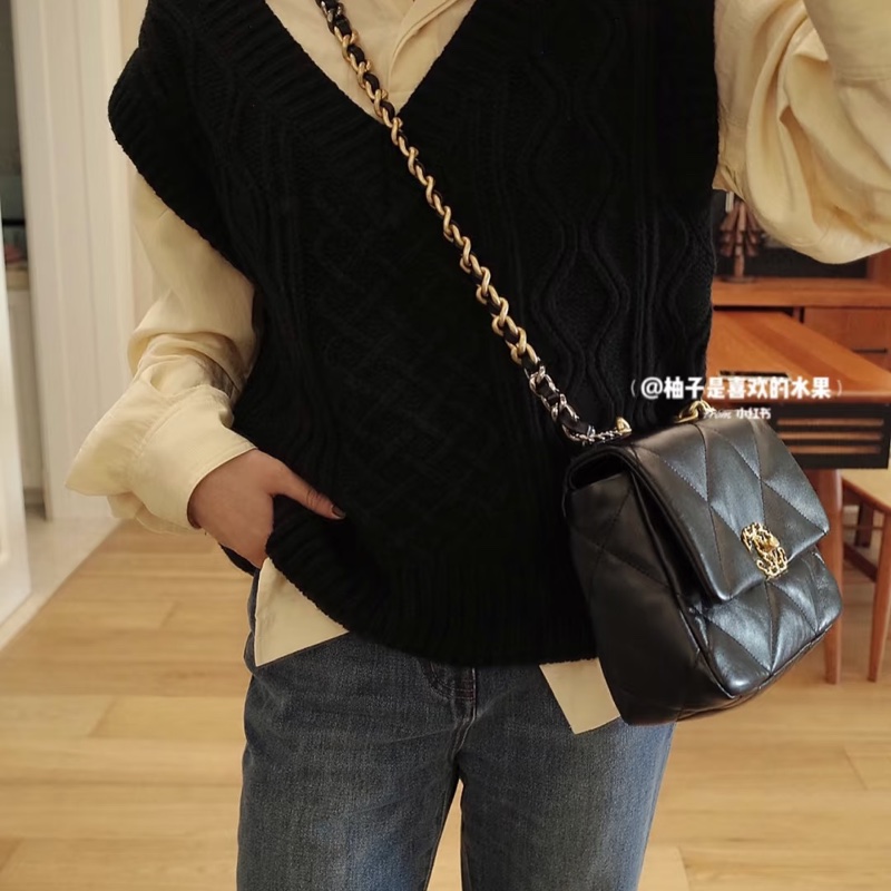 ®️Chanel 19bag 黑金小號 晶片款-3