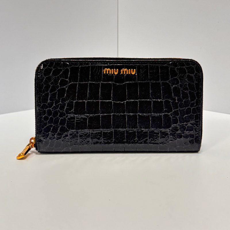 （超新～ 💖） Miu Miu 鱷魚紋 長夾 專櫃32000！-0