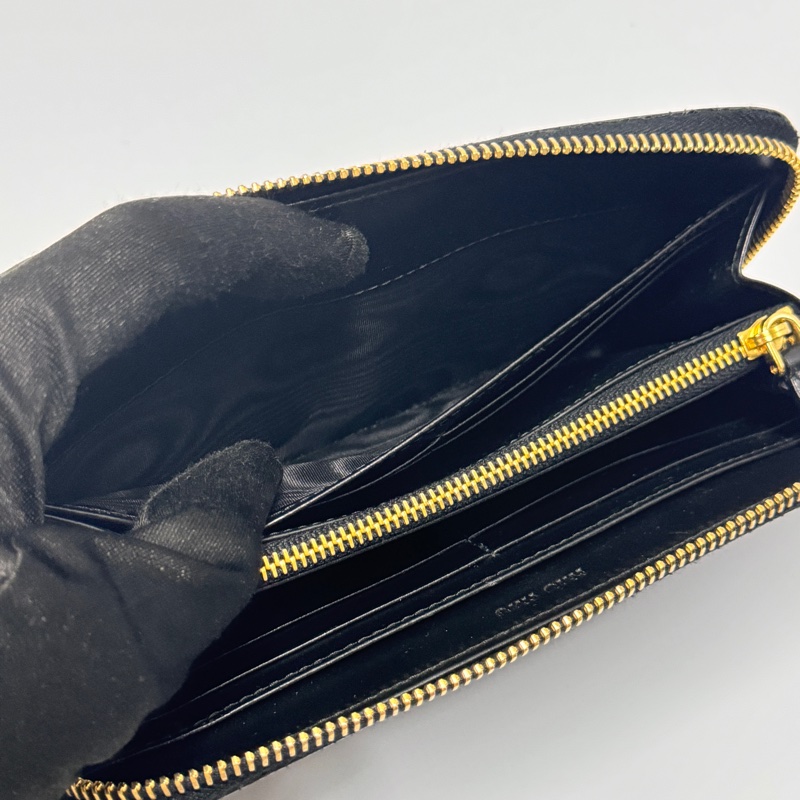 （超新～ 💖） Miu Miu 鱷魚紋 長夾 專櫃32000！-10