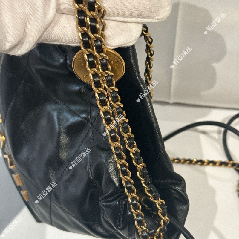 莉亞精品♡Chanel 22bag mini 黑金經典款 近新美包-13