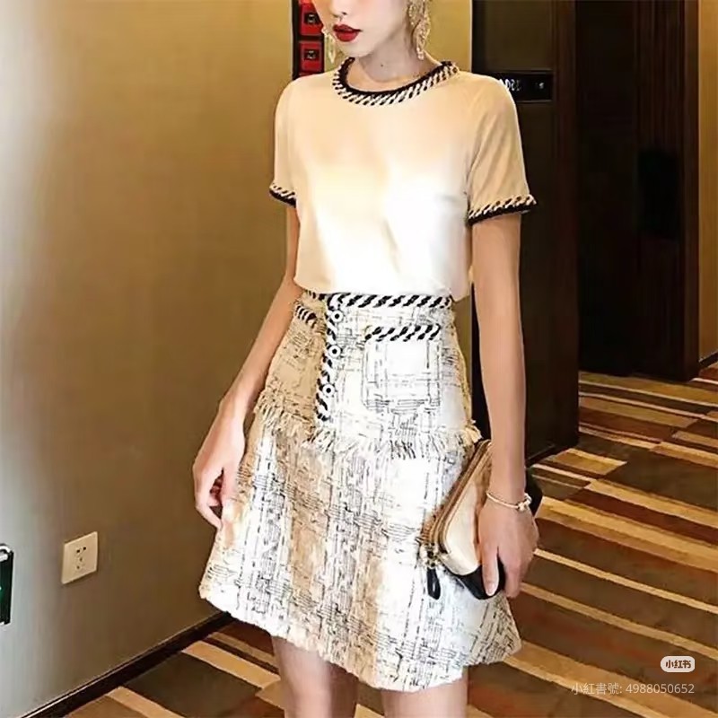 莉亞精品♡Chanel 瀑布系列羊毛粗花呢半身裙
尺碼34 近新美品-4