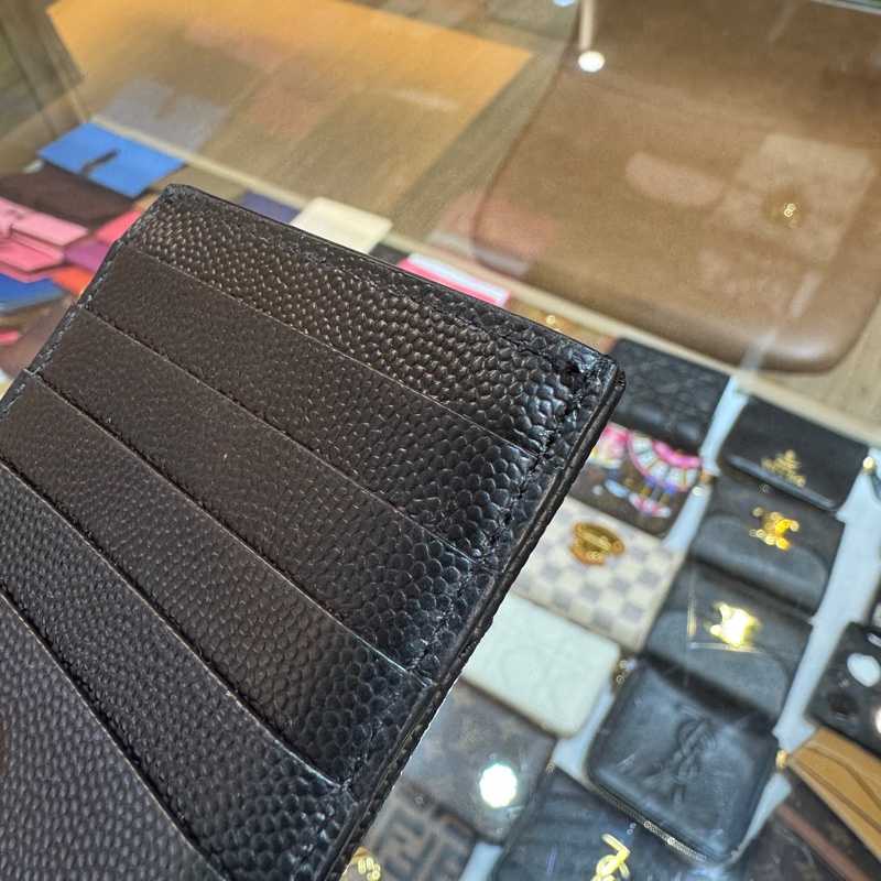 YSL黑金粒紋小牛皮一字拉鍊5卡包607915-9