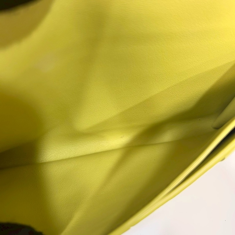 BV奇異果綠大編織下蓋長夾-8