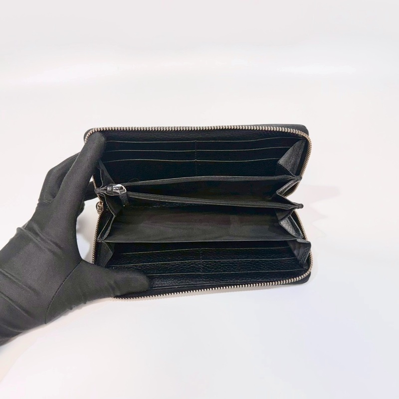 GUCCI黑色牛皮SOHO流蘇ㄇ拉鍊長夾598187-5