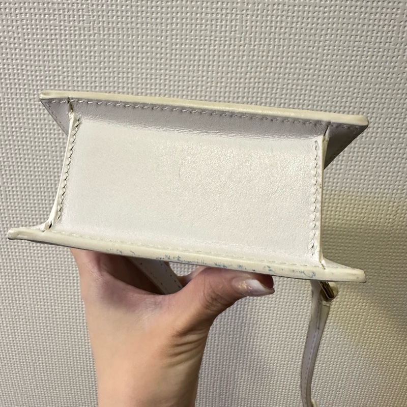 Jacquemus Le Chiquito 白色牛皮迷你手提包-4