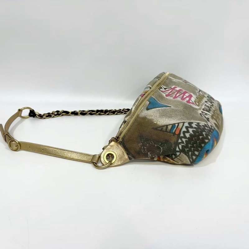 Chanel金色小牛皮街頭塗鴉系列胸背包 AS0868-2