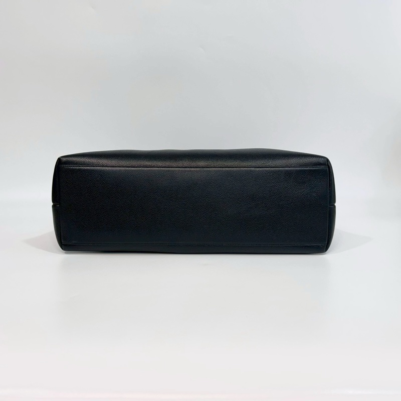 CHANEL黑色牛皮大雙C LOGO金球拉鍊雙耳托特包A03578-4