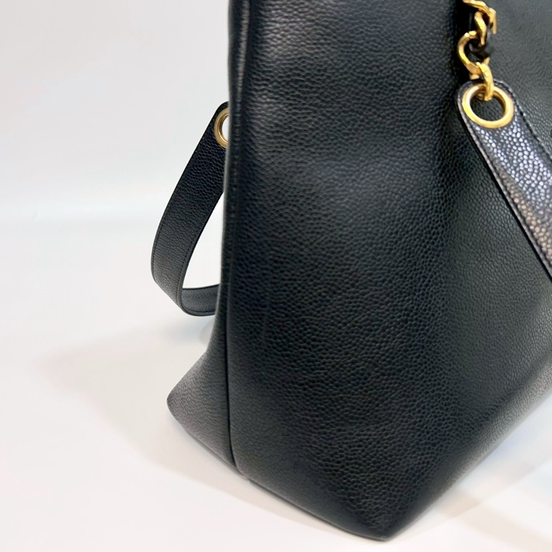 CHANEL黑色牛皮大雙C LOGO金球拉鍊雙耳托特包A03578-6