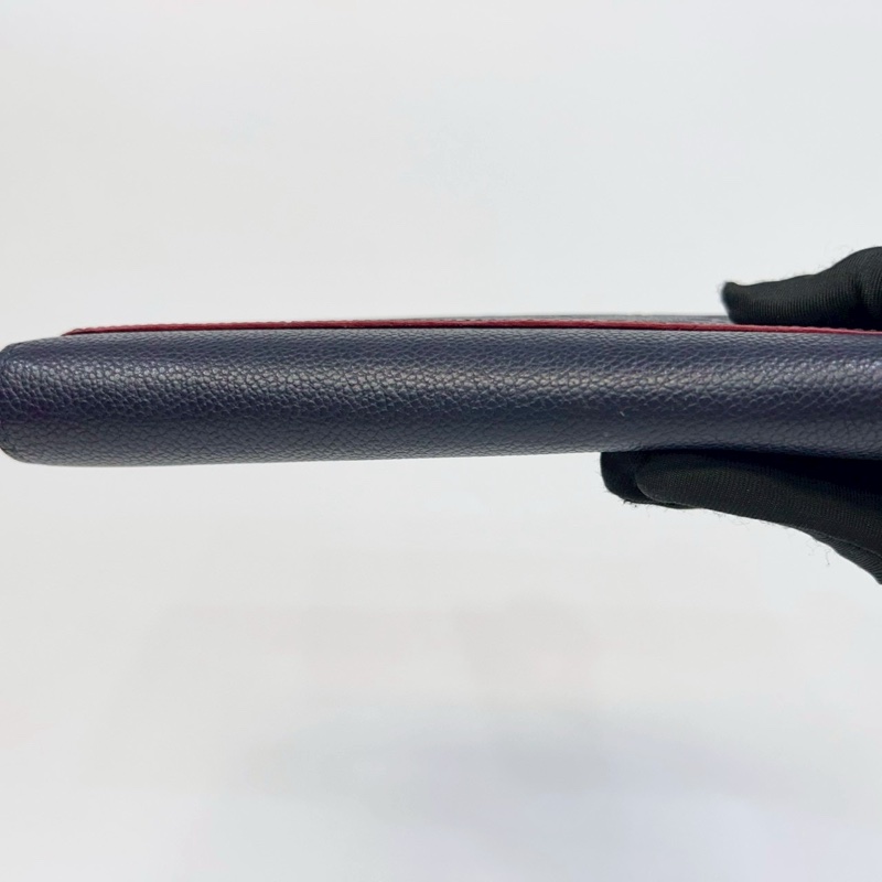 LV海軍藍牛皮壓紋滾紅邊信封式長夾M62125-4