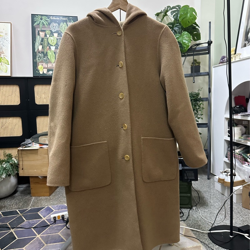 Burberry 羊毛駝色大衣-9