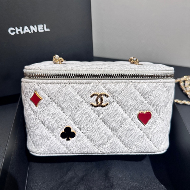 Chanel/香奈兒23C撲克牌限定款系列白色長盒子包化妝包荔枝皮-1
