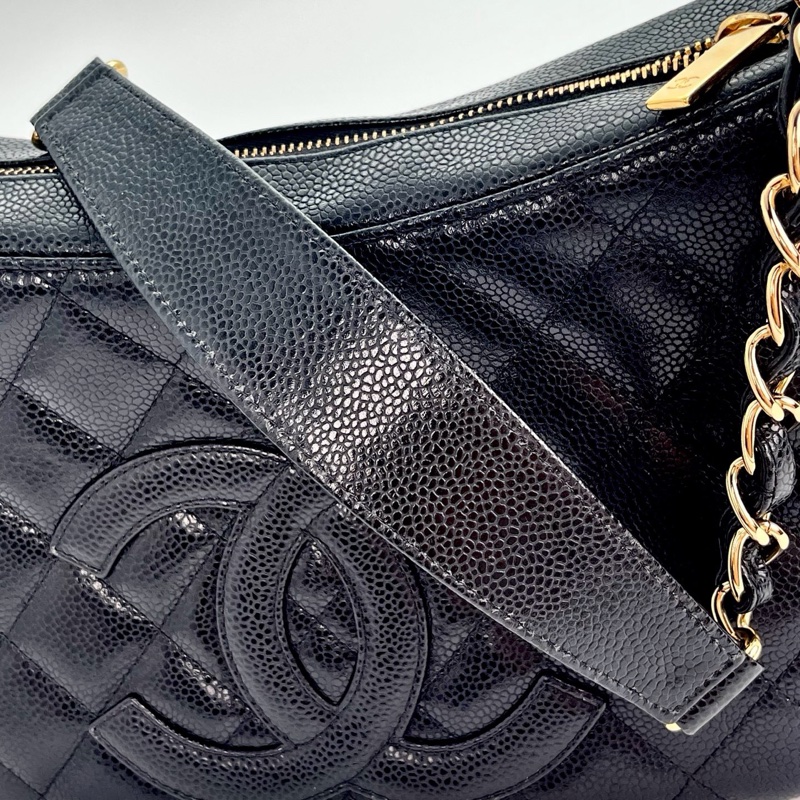 「JL精品代購」香奈兒黑金牛皮Jennie同款牛角腋下包-14