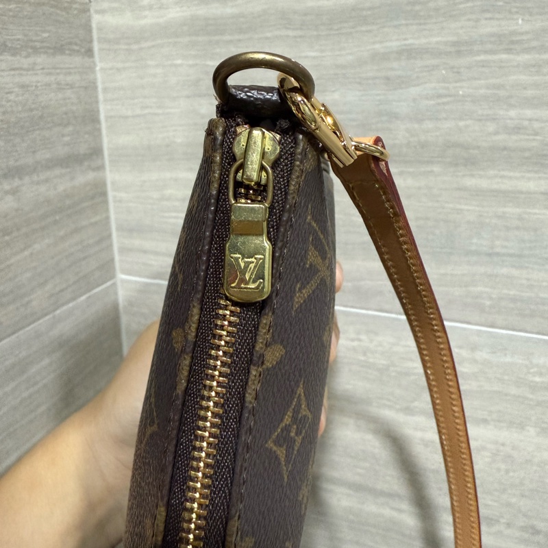 LV monogram Pochette 麻將包-6