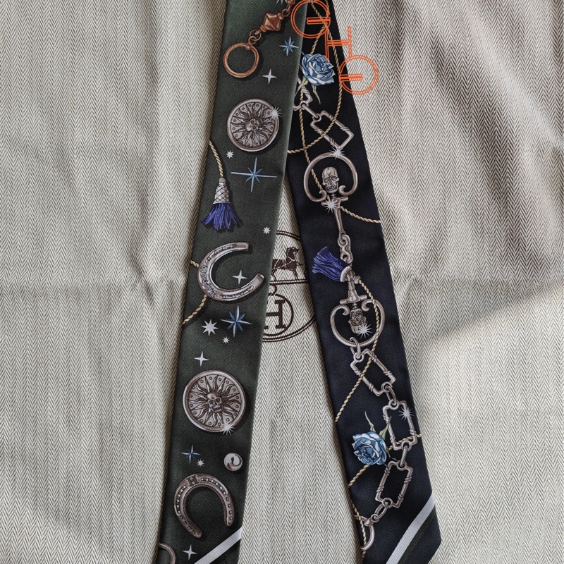 愛馬仕Twilly C'est la Fete Twilly/ SC/ kaki foncé / blanc / noir( 全新)-3