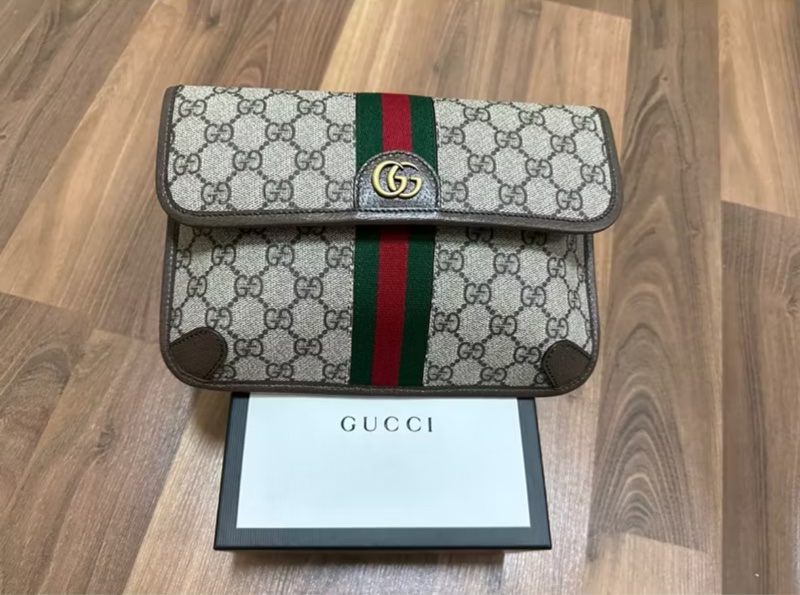 全新 GUCCI 胸包/腰包-5