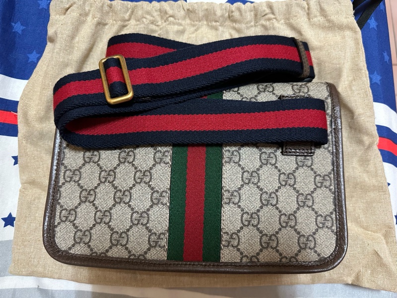 全新 GUCCI 胸包/腰包-10