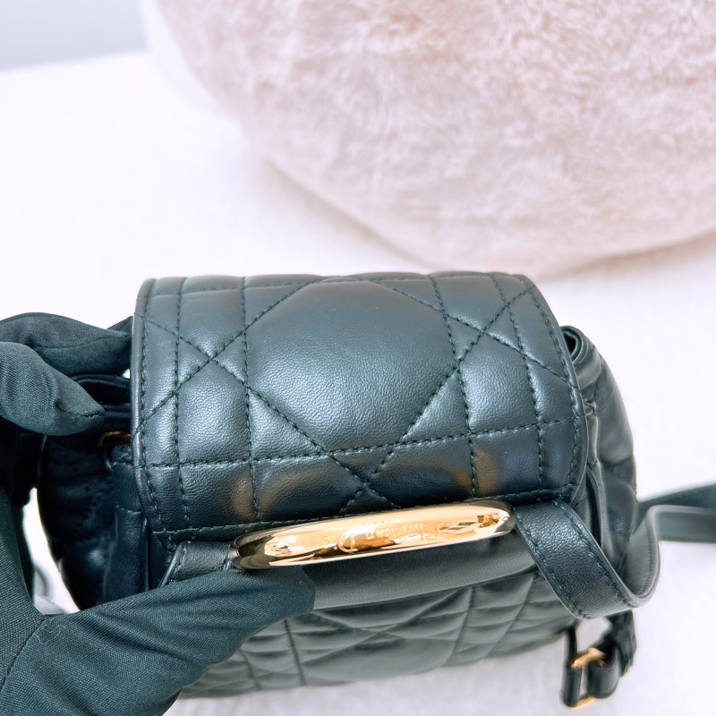 Dior caro 小號黑色背包/雙肩包-6