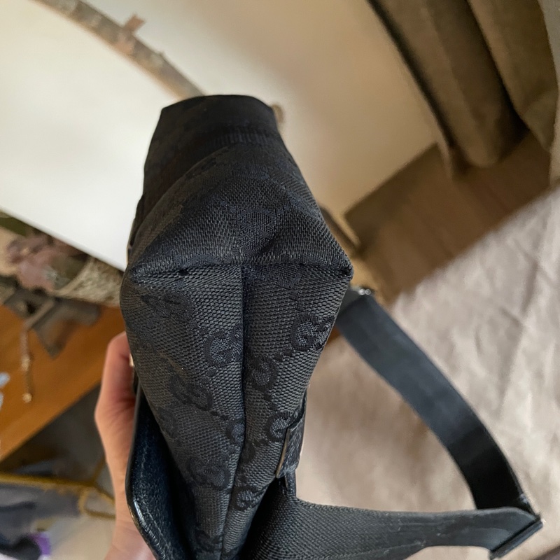 Gucci GG老花字紋丹寧帆布緹花腰包18cm/胸口包/手機包/側背包🌠斜背/側背/腰背🌠正品🌠況不錯🌠男女皆可🌠 立體包型2⃣️層空間足🌠經典-24