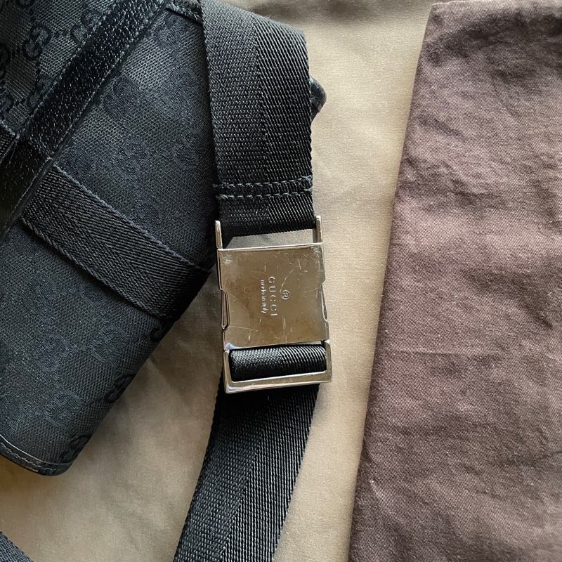 Gucci GG老花字紋丹寧帆布緹花腰包18cm/胸口包/手機包/側背包🌠斜背/側背/腰背🌠正品🌠況不錯🌠男女皆可🌠 立體包型2⃣️層空間足🌠經典-49