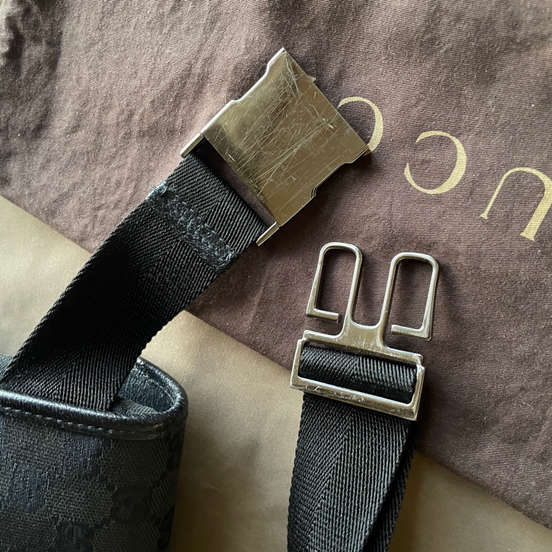 Gucci GG老花字紋丹寧帆布緹花腰包18cm/胸口包/手機包/側背包🌠斜背/側背/腰背🌠正品🌠況不錯🌠男女皆可🌠 立體包型2⃣️層空間足🌠經典-50