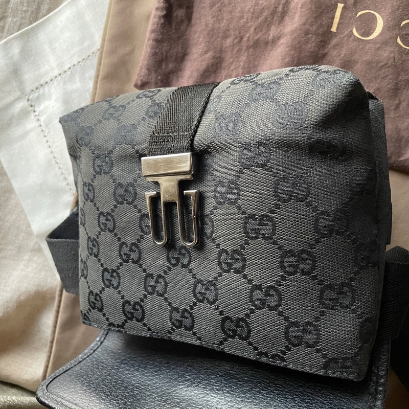 Gucci GG老花字紋丹寧帆布緹花腰包18cm/胸口包/手機包/側背包🌠斜背/側背/腰背🌠正品🌠況不錯🌠男女皆可🌠 立體包型2⃣️層空間足🌠經典-57