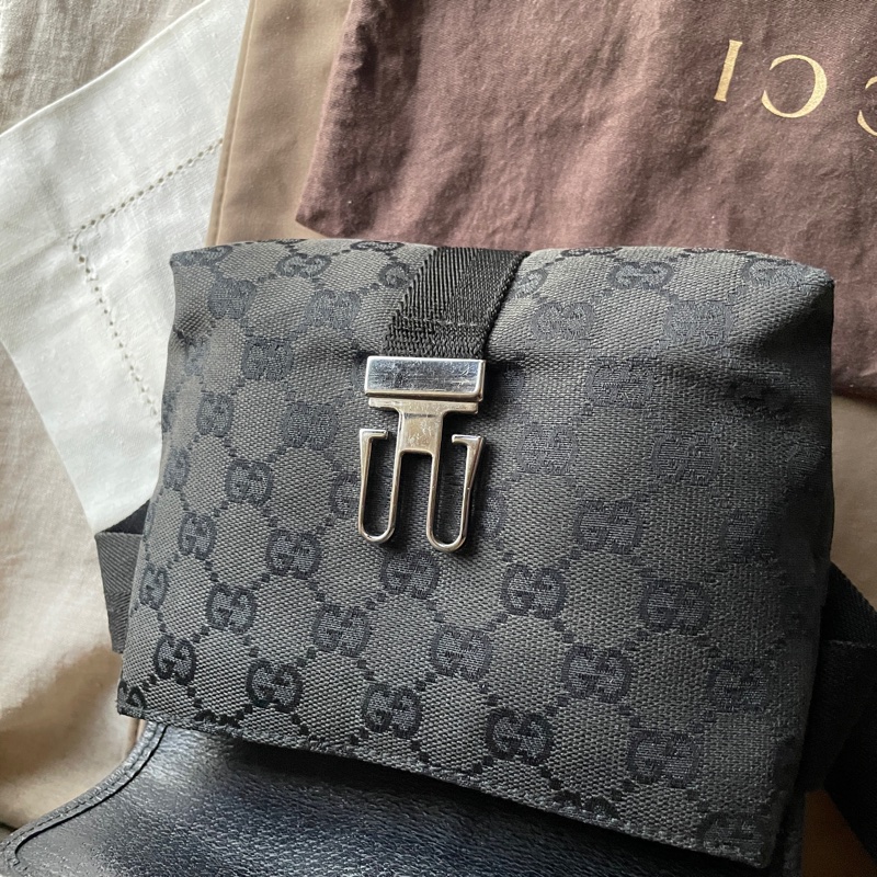 Gucci GG老花字紋丹寧帆布緹花腰包18cm/胸口包/手機包/側背包🌠斜背/側背/腰背🌠正品🌠況不錯🌠男女皆可🌠 立體包型2⃣️層空間足🌠經典-58